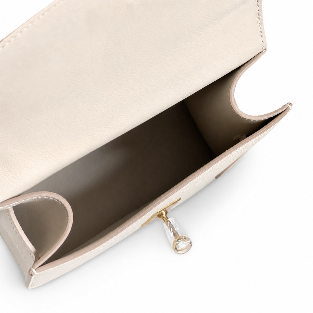 Latest new style π kelly latest style FW 2022 double-sided kelly epsom leather double-sided irregular design bold change new look more handsome and stylish 10 milkshake white gold buckle