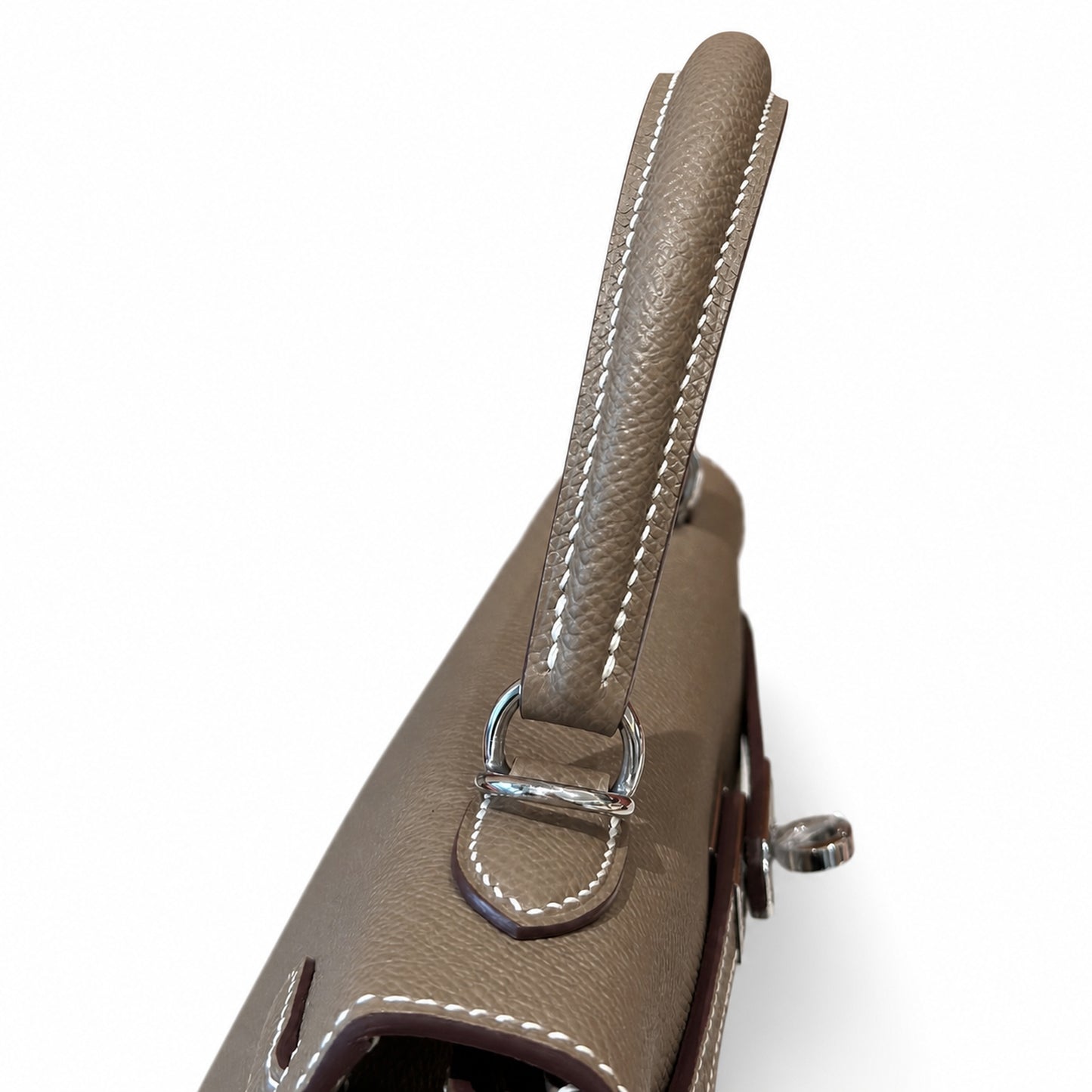 kelly25cm, ck18/Etoupe, Epsom, sliver, all handmade‼ ️Kelly 25cm, elephant gray, palm print, silver buckle, high-end handmade exclusive customization‼ ️Purely hand-made nails, hand-engraved hardware,