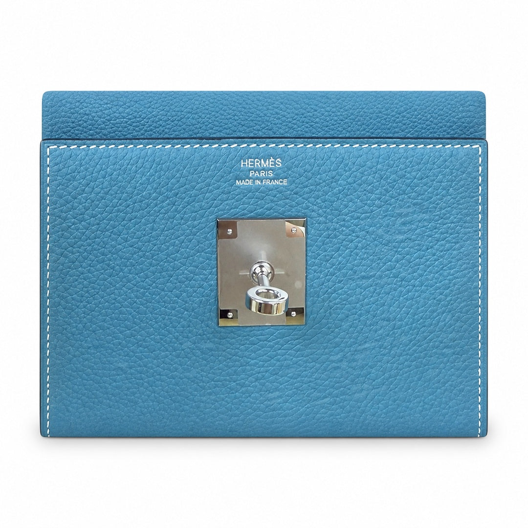 π Available in stock: kelly messenger men's and women's bags, denim blue and silver buckles, imported leather, all-steel hand-waxed thread, the highest cost-effectiveness on the Internet. Unisex messe