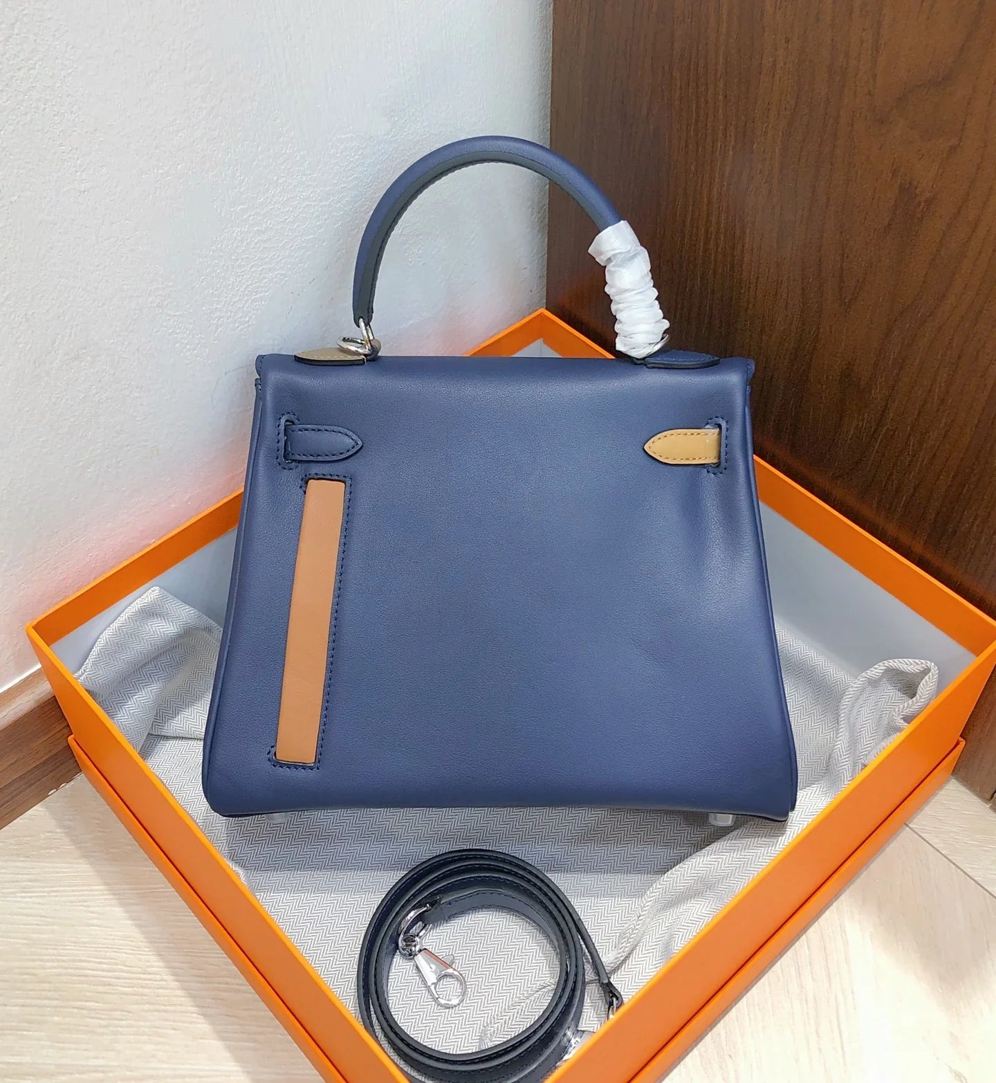Striking Multi-tonal BLUE Palladium Hardware