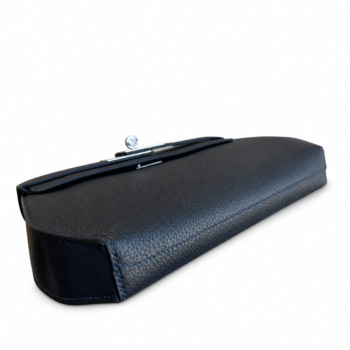 Kelly Depeches 25 clutch, Togo leather (with additional shoulder strap), can be worn cross-body, can be carried by hand or on the wrist, daily needs, seamless switch between business/leisure - central