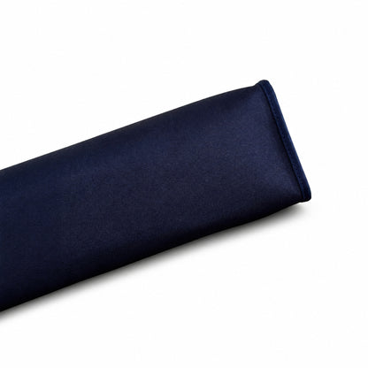 Hermers' popular herbag 31cm is designed to be inspired by saddle bags. The body of the bag is made of canvas, and the outer seams, shoulder straps and handbags are made of leather. The appearance is