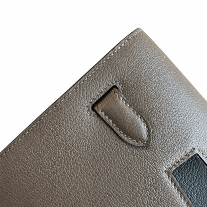 Kelly Depeches 25 clutch, Evercolor leather (with additional shoulder strap), can be worn cross-body, can be carried by hand or on the wrist, daily needs, seamless switch between business/leisure - ce