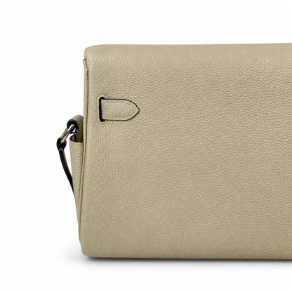 🆕 In stock Kelly Messenger messenger bag for men and women, gray silver buckle for windbreaker, imported leather, all-steel hand-waxed thread, the highest cost-effectiveness on the Internet. The class
