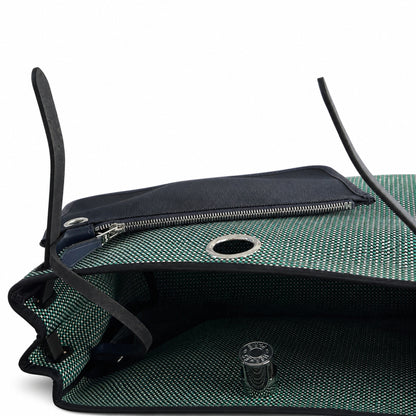 Hermers' popular herbag 31cm is designed to be inspired by saddle bags. The body of the bag is made of canvas, and the inseam, shoulder straps and handle are made of leather. The appearance is very si