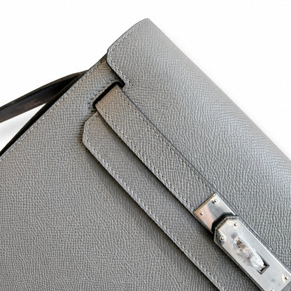 Kelly Depeches 25 clutch, Epsom leather (with additional shoulder strap), can be worn cross-body, can be carried by hand or on the wrist, daily needs, seamless switch between business/leisure - centra