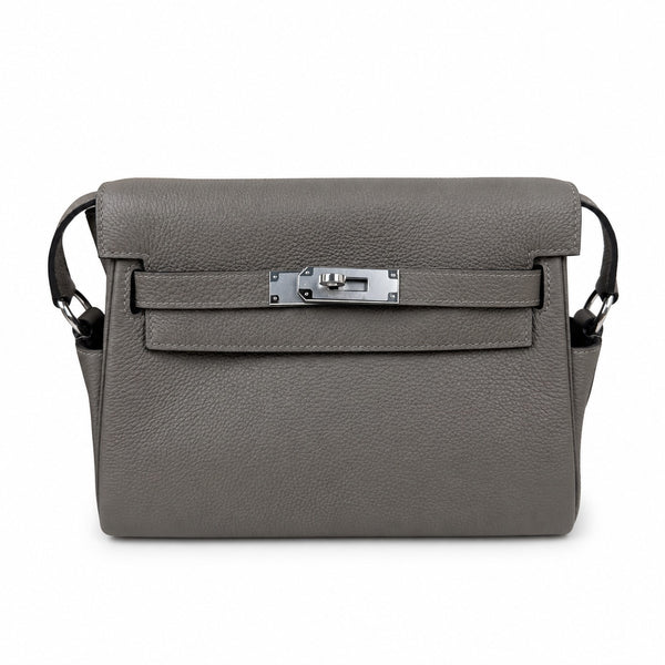 🆕 In stock Kelly Messenger messenger bag for men and women, pewter gray silver buckle, imported leather, all-steel hand-waxed thread, the highest cost-effectiveness on the Internet. The classic combin