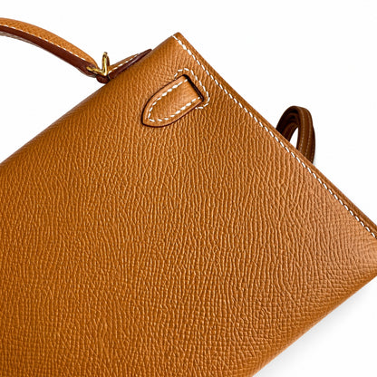 Second generation Mini Kelly 19cm Epsom leather, golden brown, gold buckle