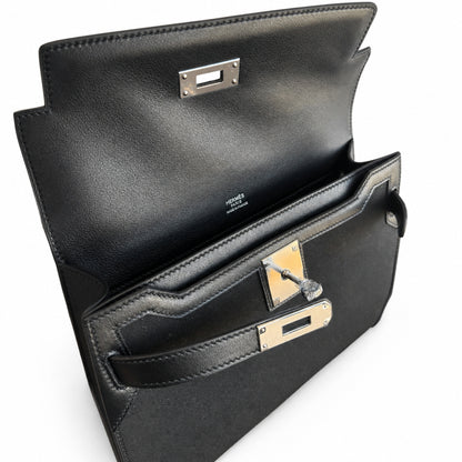 Kelly Depeches 25 clutch, canvas and swift leather (with additional shoulder strap), can be carried cross-body, can be carried by hand or on the wrist, daily needs, seamless switching between business