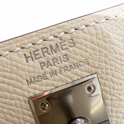 kelly25cm, i2/Nata, Epsom, sliver, all handmade‼ ️Kelly 25cm, cream white, palm print, silver buckle, high-end handmade exclusive customization‼ ️Purely hand-made nails, hand-engraved hardware, fine s