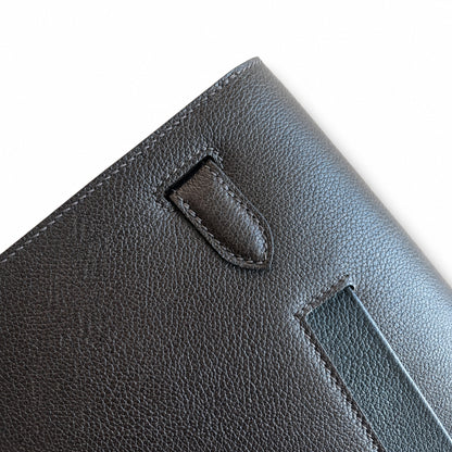 Kelly Depeches 25 clutch, Evercolor leather (with additional shoulder strap), can be worn cross-body, can be carried by hand or on the wrist, daily needs, seamless switch between business/leisure - ce