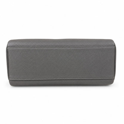 🆕 In stock Kelly Messenger messenger bag for men and women, pewter gray silver buckle, imported leather, all-steel hand-waxed thread, the highest cost-effectiveness on the Internet. The classic combin