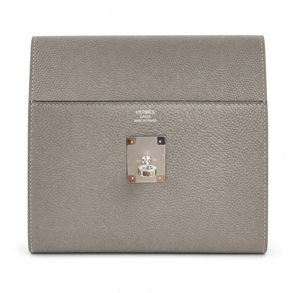 🆕 In stock Kelly Messenger messenger bag for men and women, pewter gray silver buckle, imported leather, all-steel hand-waxed thread, the highest cost-effectiveness on the Internet. The classic combin