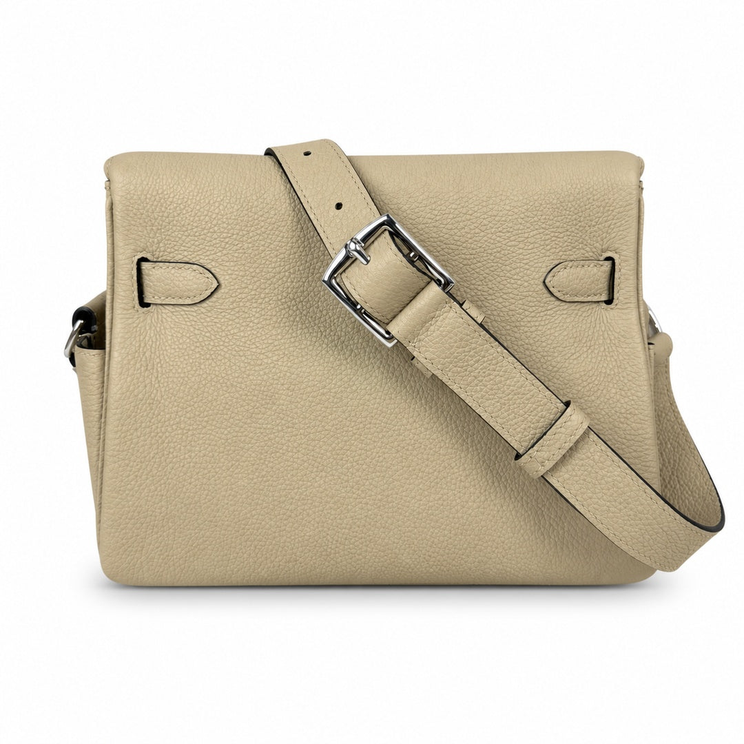 🆕 In stock Kelly Messenger messenger bag for men and women, gray silver buckle for windbreaker, imported leather, all-steel hand-waxed thread, the highest cost-effectiveness on the Internet. The class