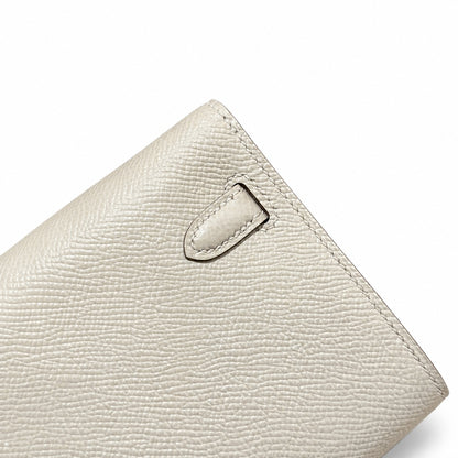 Style: Kelly to go Color: ck10/Craie Size: 19*11.5*1.5cm Leather: epsom From France Hardware: gold Kelly crossbody bag, milkshake white, cowhide, gold buckle, high-end handmade exclusive customization