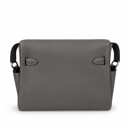 🆕 In stock Kelly Messenger messenger bag for men and women, pewter gray silver buckle, imported leather, all-steel hand-waxed thread, the highest cost-effectiveness on the Internet. The classic combin