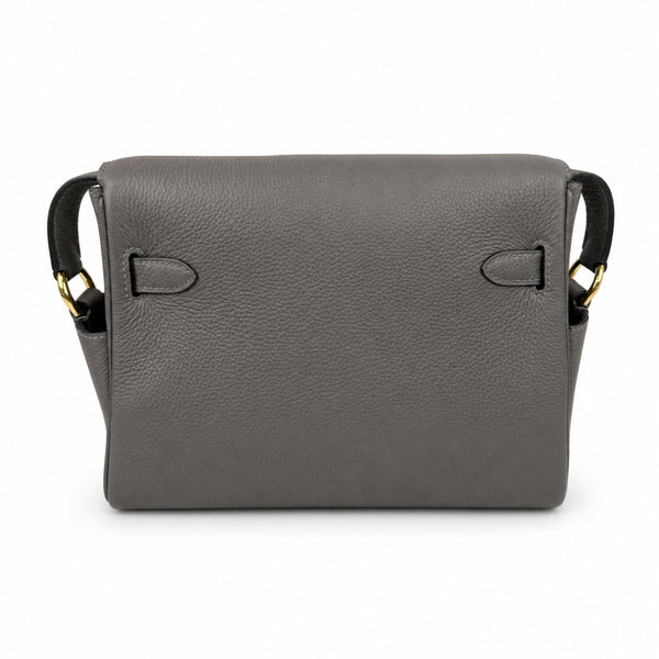 🆕 In stock Kelly Messenger messenger bag for men and women, pewter gray gold buckle, imported leather, all-steel hand-waxed thread, the highest cost performance on the Internet. The classic combinatio