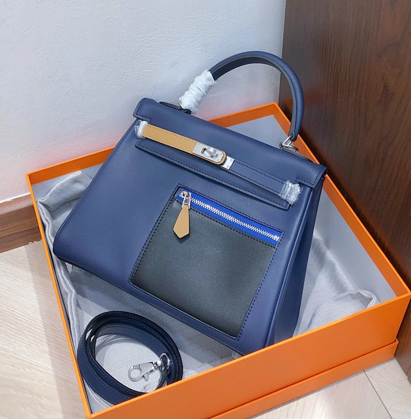 Striking Multi-tonal BLUE Palladium Hardware